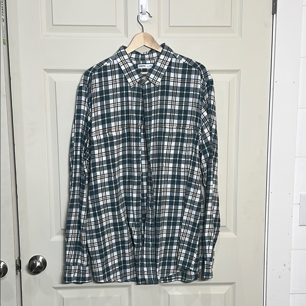 Sonoma Black and White Casual Button Down Shirt